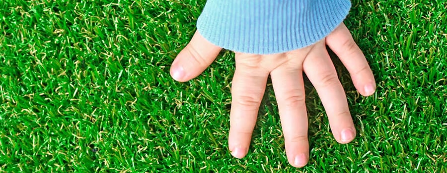 تاریخچه و تکامل چمن مصنوعی: از ایده اولیه تا کاربردهای مدرن در فضاهای کودکان